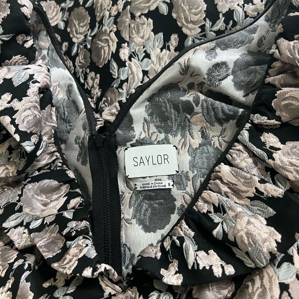 free people Saylor classic fit v neckfloral mini  Dress size small - Picture 6 of 8